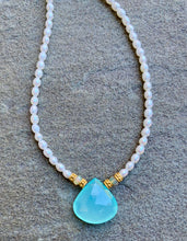 Load image into Gallery viewer, Opal Pearl Necklace