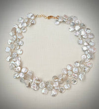 Load image into Gallery viewer, Winter White Pearl Choker