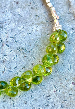 Load image into Gallery viewer, Peridot Cluster Necklace