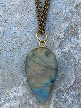 Load image into Gallery viewer, Straight Arrow Necklace