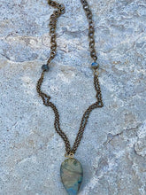 Load image into Gallery viewer, Straight Arrow Necklace
