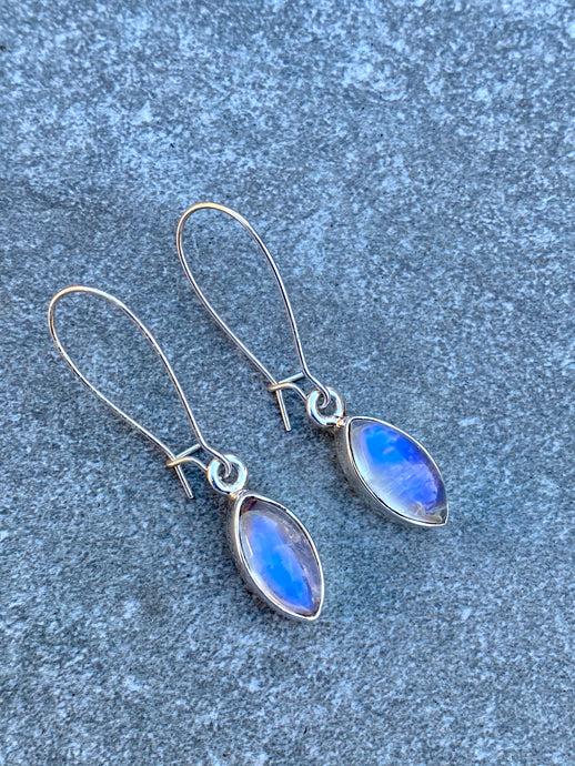 Moonstone drop earring