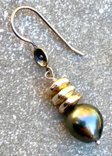 Load image into Gallery viewer, Black Pearl Drop Earring