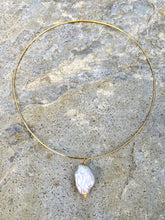 Load image into Gallery viewer, Single Pearl Choker
